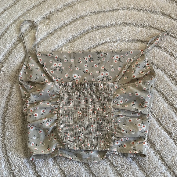 Tank top $5 - Picture 4 of 4